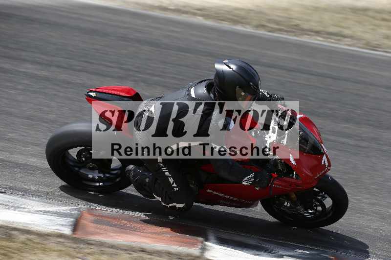 /21 17.06.2026  Ducati Schweiz Track Warmup ADR/Gruppe gelb/19